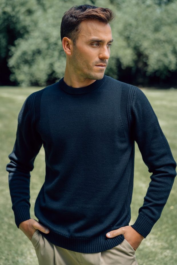 Sweater NATURA negro