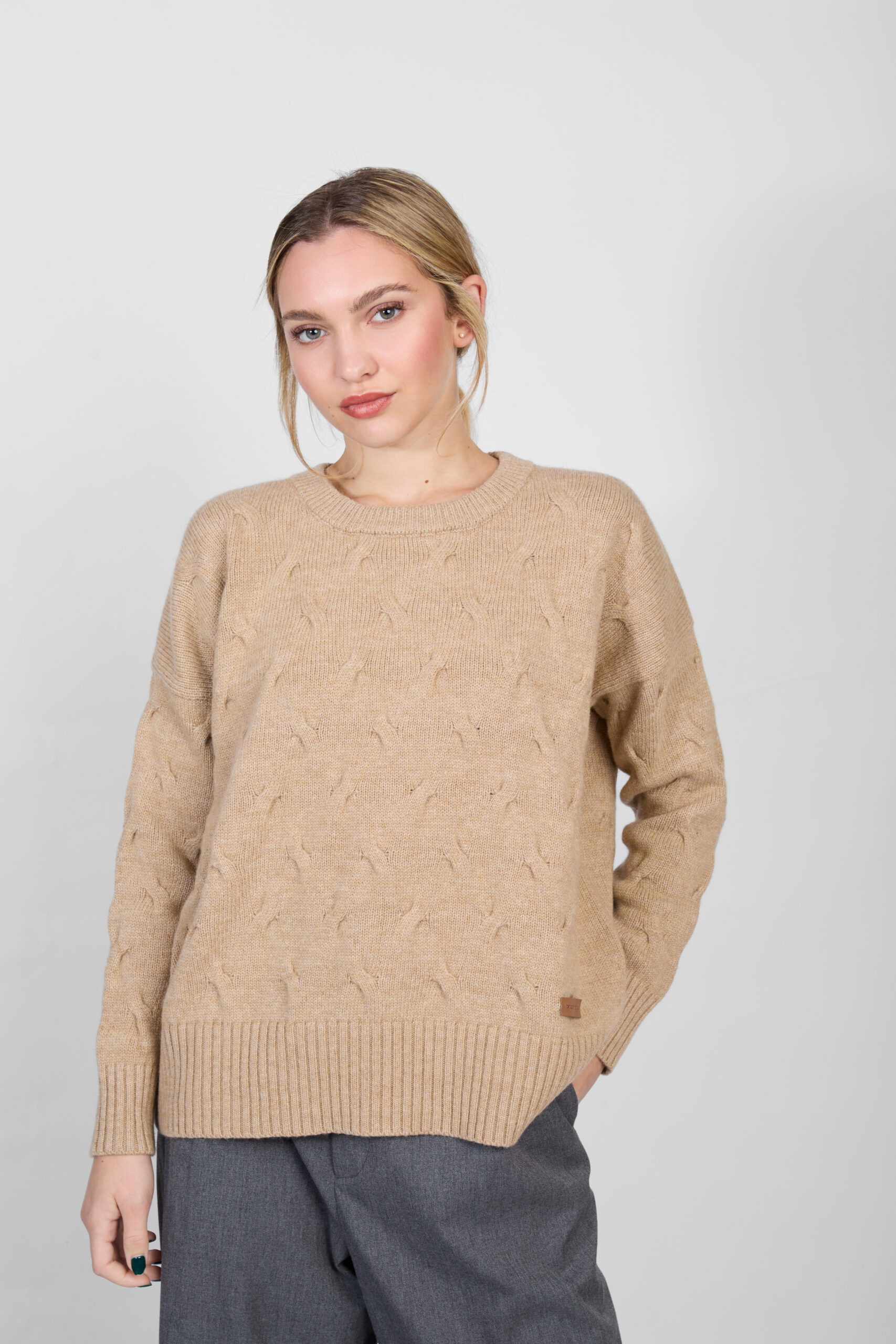 Sweater Calma camel