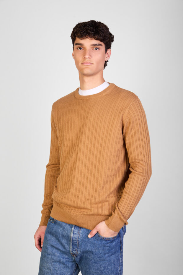 Sweater Senda almendra