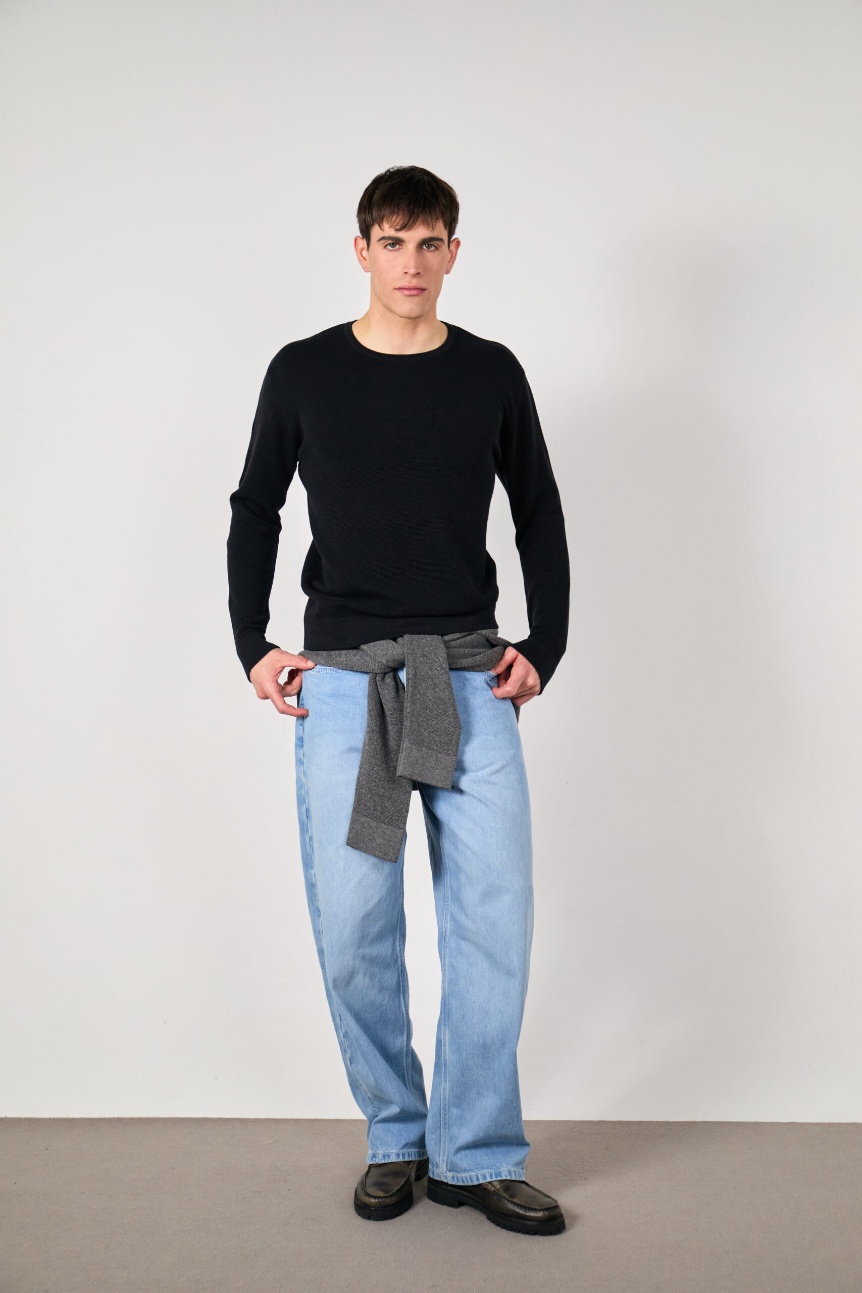 Sweater Base negro