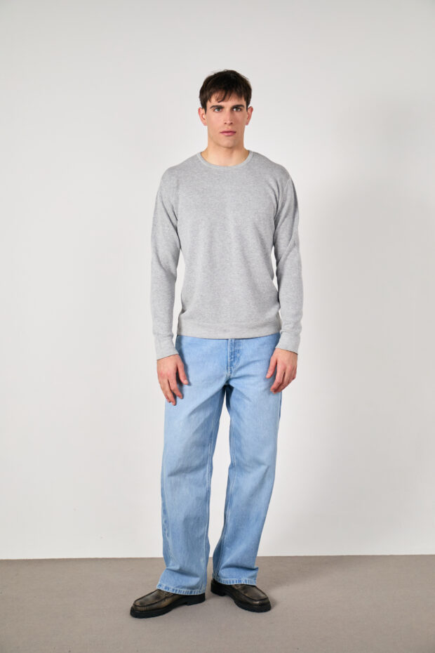 Sweater Base gris perla